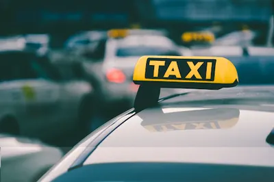 Taxi